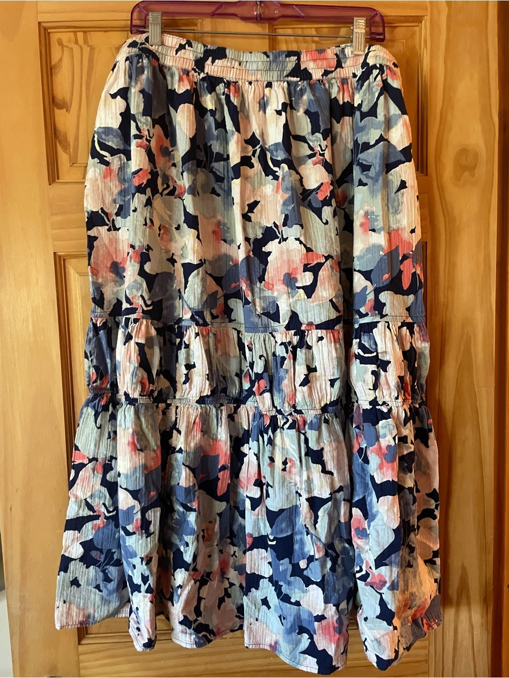 Wonderly Tiered Floral A-Line Skirt in Navy, Coral & Light Blue - Picture 3 of 5